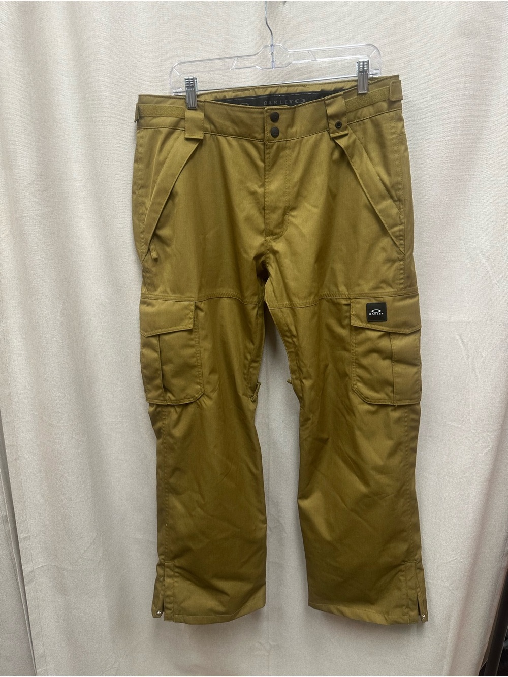 Oakley Men's Cargo Pants in Olive Green